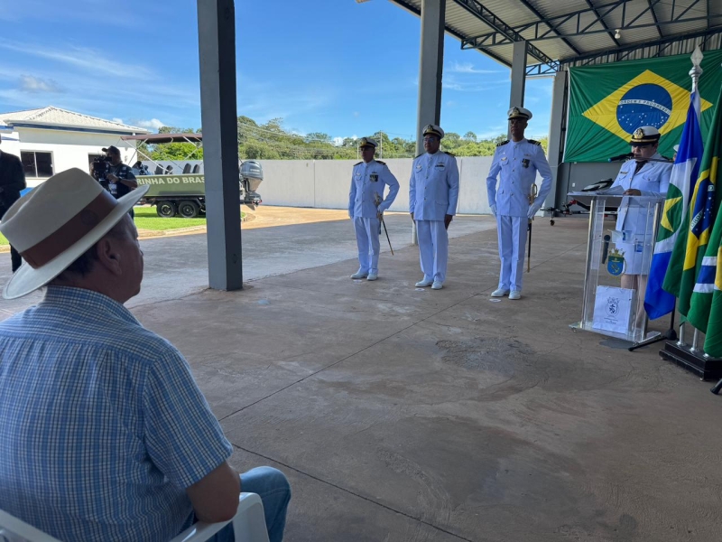 Prefeito e vice prestigiam troca de comando da Agência Fluvial de Sinop