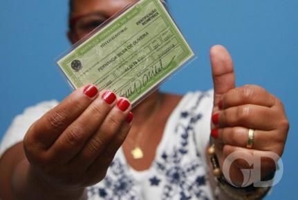 Prazo para tirar e regularizar título de eleitor vai até 6 de maio