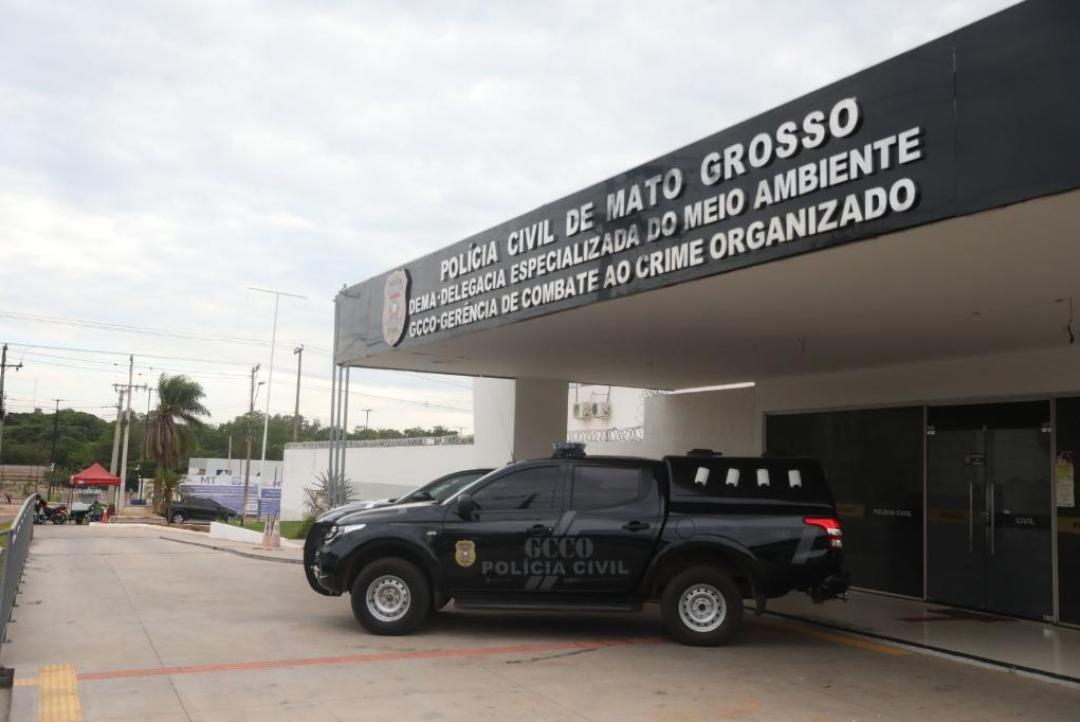 Polícia Civil cumpre 61 mandados e desarticula núcleo financeiro de facção criminosa