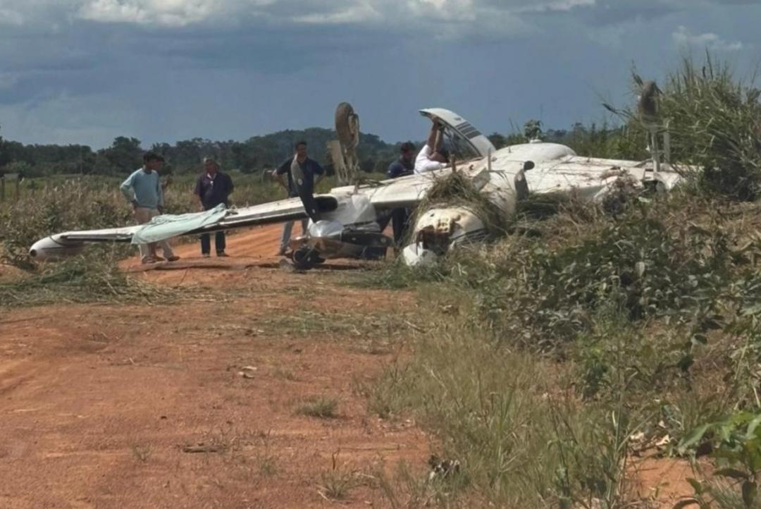 Avião de transporte médico faz pouso forçado,  durante missão de resgate
