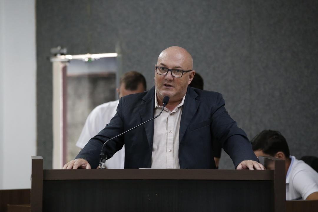 Luciano Silva propõe criação de Praça Sensorial para pessoas com autismo