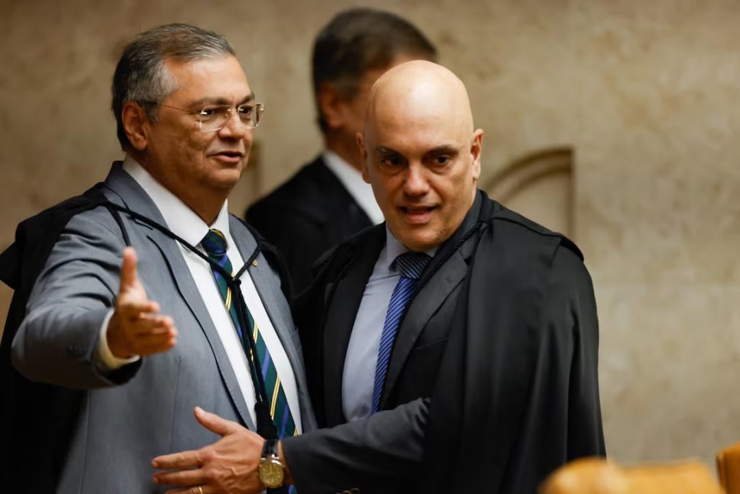 Caminhonete usada por Dino custou R$ 480 mil e faz parte de frota blindada do tribunal do MA