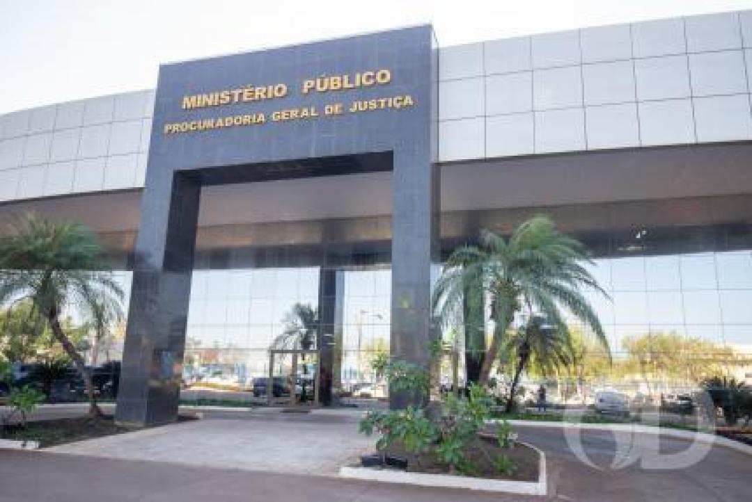 MP lança concurso para promotor com salário de R$ 37 mil e oito vagas