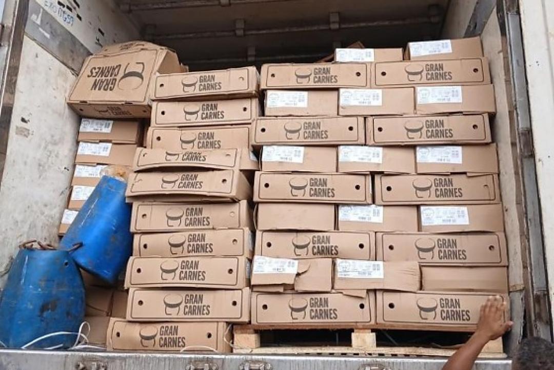 Carga de carne de R$ 1 milhão roubada em SP com motorista sequestrado é recuperada em Várzea Grande