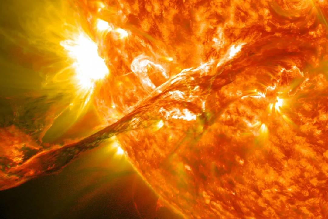 Terra entra em alerta para três dias de tempestades solares classe G2