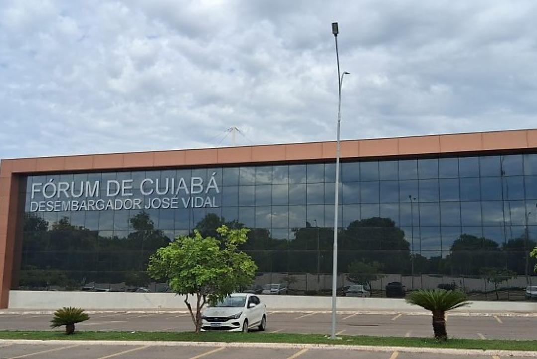 Juíza nega pedido e mantém ex-prefeito de Cuiabá condenado a devolver R$118 milhões ao Estado