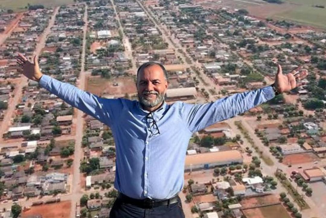 Justiça condena ex-prefeito por usar caminhonete da Prefeitura para viajar e pescar no Carnaval