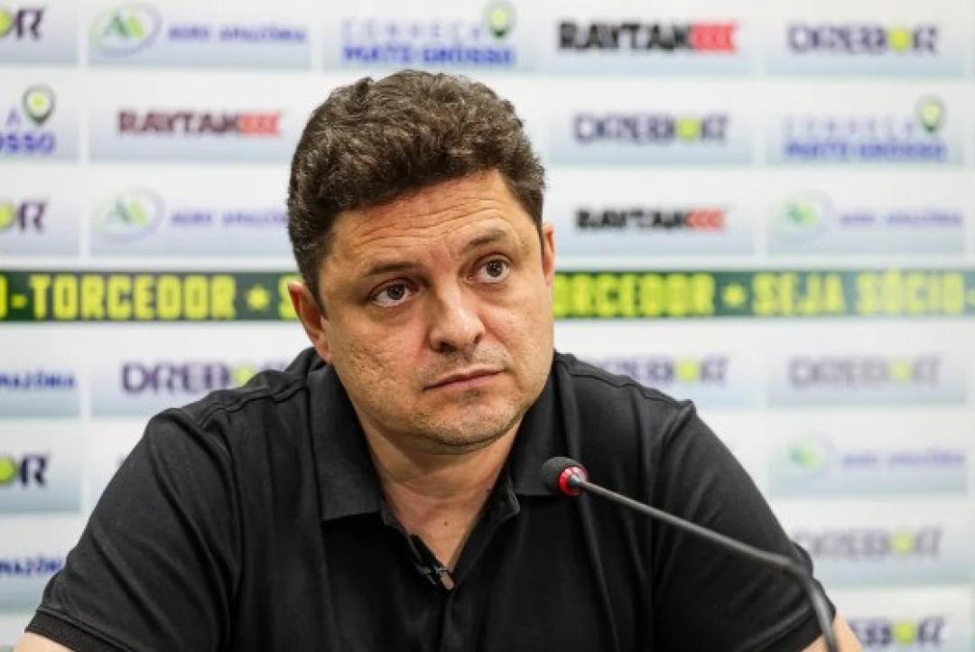 Cuiabá aciona CBF para cobrar R$ 45 milhões do Corinthians, Santos e Grêmio