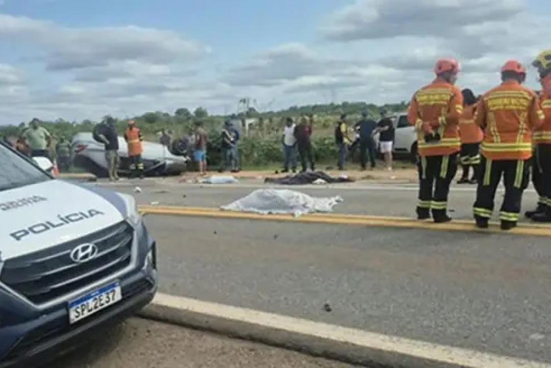 Acidente entre dois carros mata quatro pessoas da mesma família em Diamantino