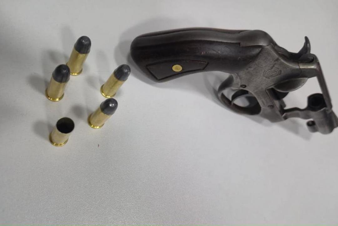 Polícia Militar prende homem que atirou contra filha adolescente em Novo Mundo