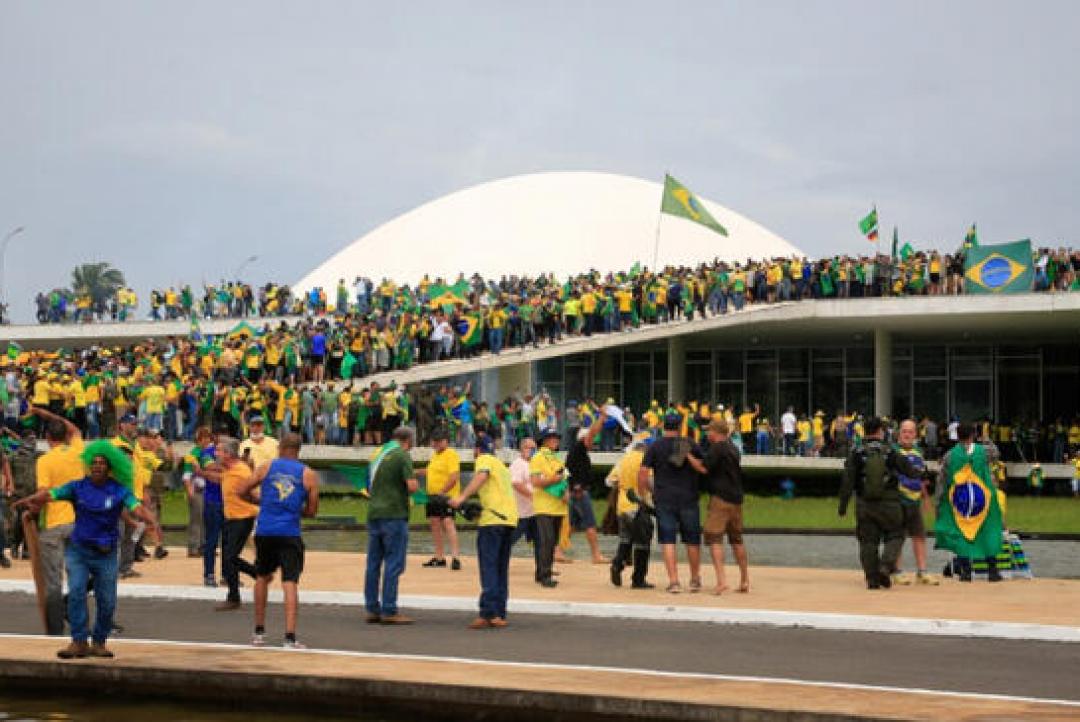 Sinopense condenado a 16 anos e 6 meses de prisão por eventos de 8 de janeiro: Entenda o caso