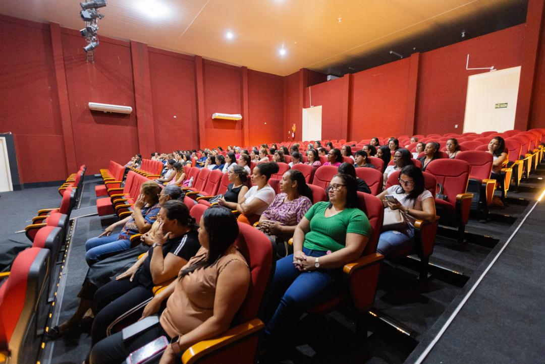 Prefeitura promove evento sobre saúde e bem-estar das servidoras municipais
