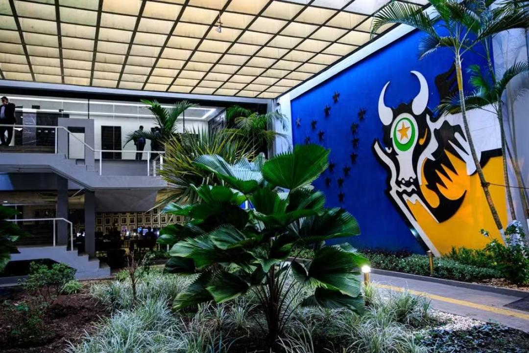 Decreto de ponto facultativo altera funcionamento de órgãos estaduais no fim de ano em MT; veja o que abre