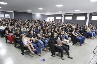 Alta Floresta: em greve, servidores da educação marcam presença na câmara