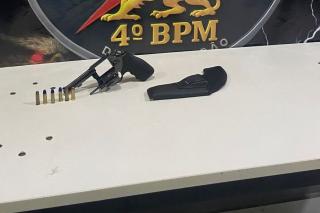 Polícia Militar prende homem com revólver e munições em borracharia de Várzea Grande