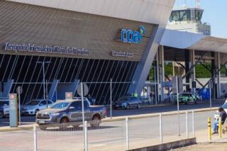 Governo articula com ministro voos internacionais: “Abrirá portas”