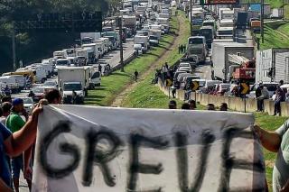 Caminhoneiros ameaçam greve nacional nos próximos dias