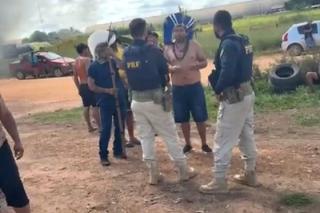 Protesto indígena na BR-163 cobra indenizações e obras de infraestrutura no Nortão
