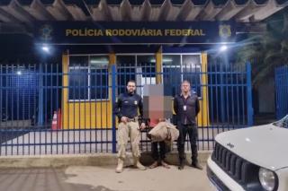 Adolescente da Bahia pega carro escondido para encontrar garota de Mato Grosso que conheceu no Roblox