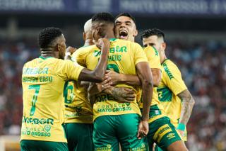 Cuiabá ganha folga de 3 dias em pausa para jogos das eliminatórias da Copa