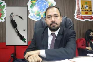 Vereador de Várzea Grande encontra escuta clandestina escondida em gabinete na Câmara 