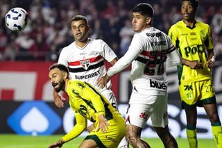 Mirassol domina o São Paulo, vence por 3 a 0 e aprofunda crise do Tricolor no Brasileirão  