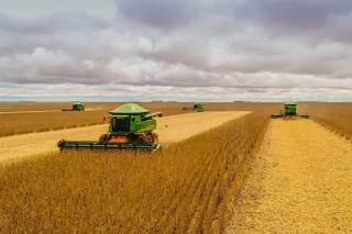 Aluguel de máquinas agrícolas ganha força e começa a se consolidar no Brasil
