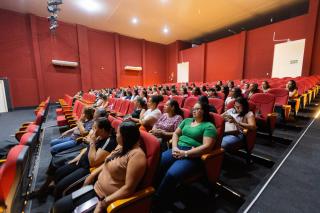 Prefeitura promove evento sobre saúde e bem-estar das servidoras municipais