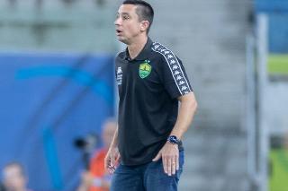 Eduardo Barros vê falta de consistência como principal problema do Cuiabá na Série B