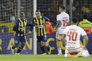 Internacional é derrotado pelo Rosario Central na primeira partida dos playoffs da Sul-Americana