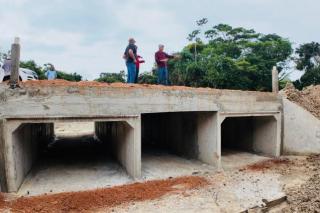 Prefeitura avança na recuperação da Estrada Beira Rio com apoio do Ministério da Agricultura