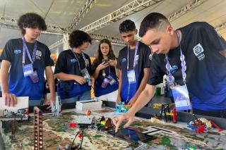 Cuiabá abre II Festival de Robótica 2025 com mais de 500 estudantes e foco em tecnologia e futuro
