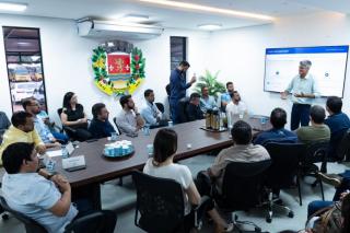 Reunião entre Prefeitura e CDL esclarece dúvidas e tranquiliza empresários