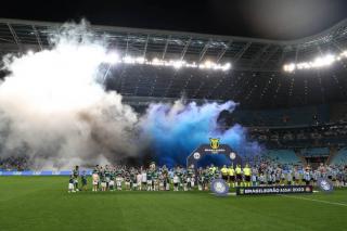 Palmeiras perde do Grêmio e desperdiça chance de diminuir vantagem do líder Botafogo