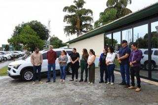 Prefeitura entrega veículo SUV para reforçar atendimentos do Abrigo Florescer