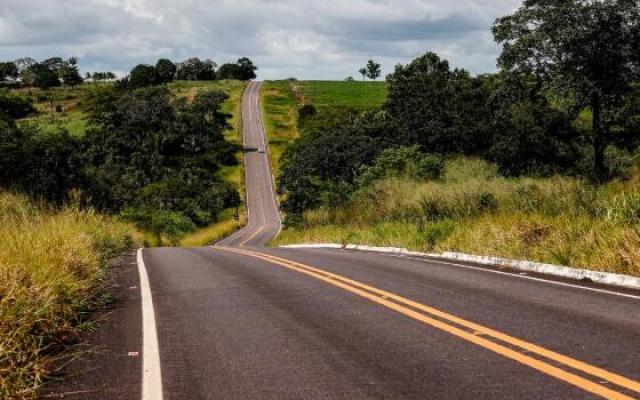 Estado fecha contrato para pavimentar ligação entre Sinop e Vera