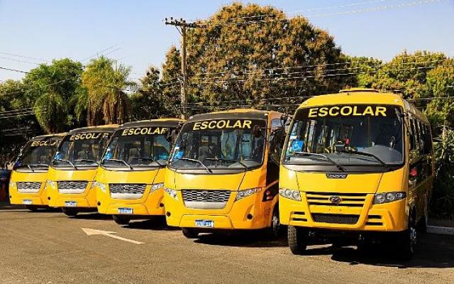 Sinop autoriza R$ 6,15 milhões sem licitação para transporte escolar
