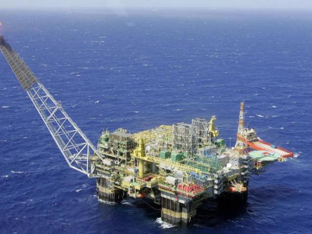 Brasil vai liderar aumento da produção de petróleo na América Latina em 2026, aponta Rystad Energy