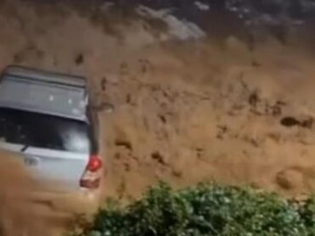 Chuva deixa 22 mortos e centenas de desabrigados em Juiz de Fora e Ubá; 45 estão desaparecidos