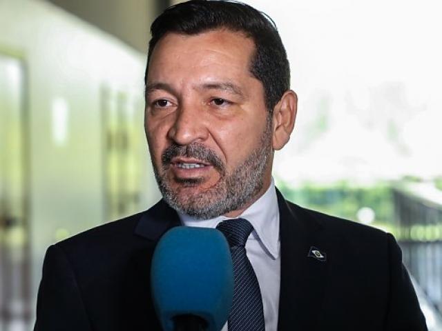 Programa do Governo de MT quer cortar juros de consignados e aliviar dívidas de servidores do Estado