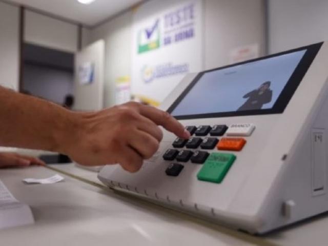 11 governadores e 10 prefeitos de capitais renunciam para serem candidatos na eleição