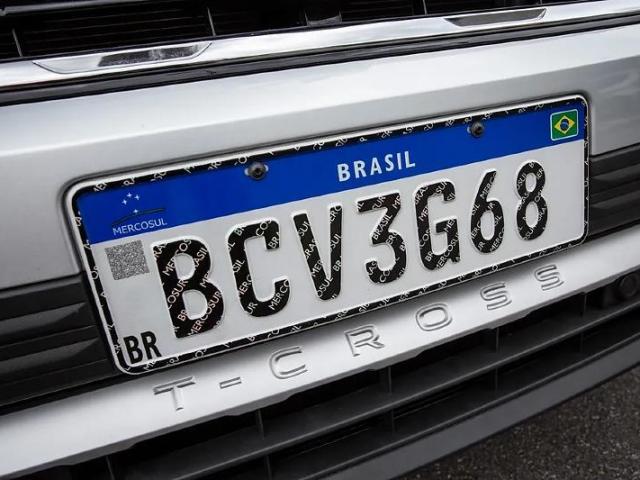 Comissão da Câmara dos Deputados aprova projeto que retoma cidade e estado nas placas de veículos