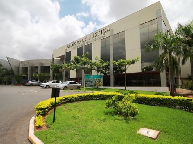 Bradesco e Banco Inter são condenados por fraude em empréstimos e transferências via Pix