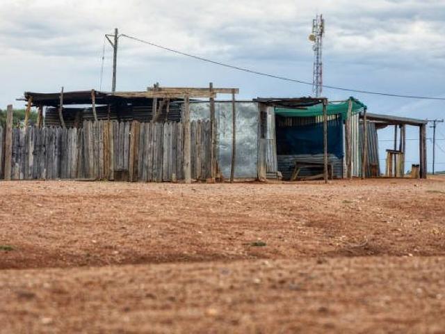Justiça autoriza retirada de grileiros, mas proprietários têm que depositar meio milhão para retomar fazenda