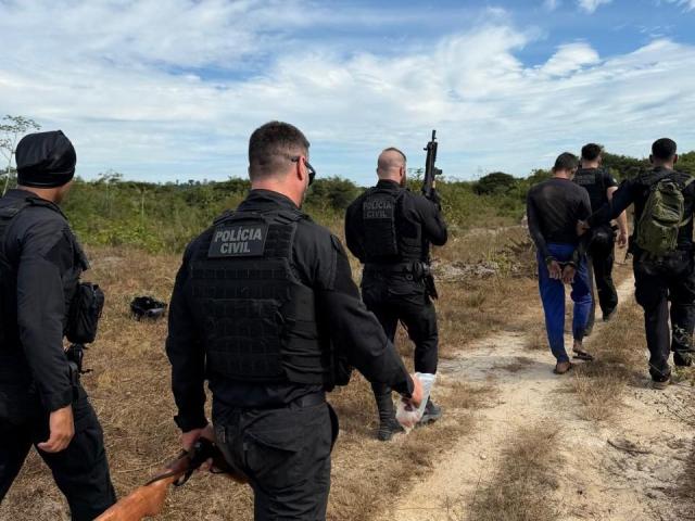 Polícia Civil cumpre 40 ordens judiciais em Paranaíta durante operação contra tráfico de drogas