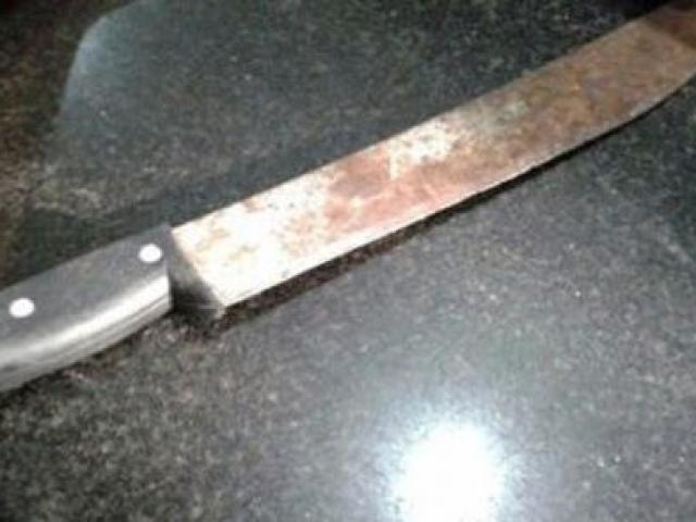 Jovem mata o pai a golpes de facão na cabeça para defender a mãe de espancamento em Sinop