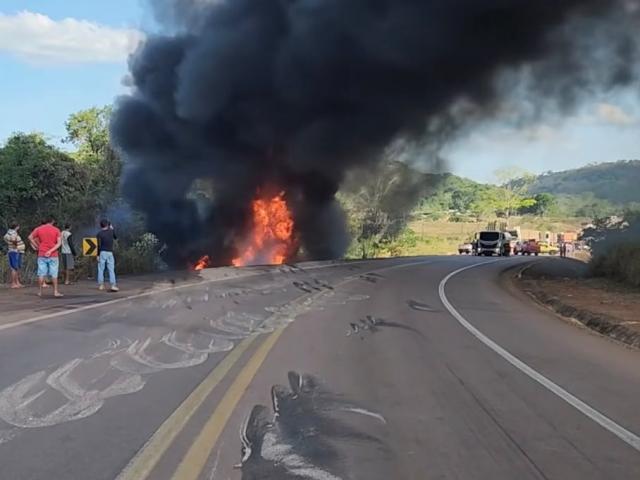 Incêndio em carreta carregada com combustível interdita BR-163 por horas 