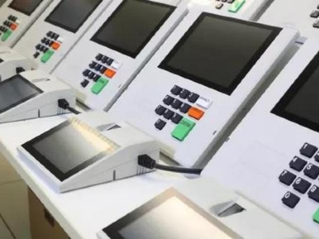 Partidos têm até o dia 15 para registrarem candidaturas nos tribunais