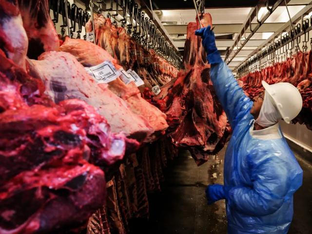 Brasil atinge 90% da cota de carne para a China