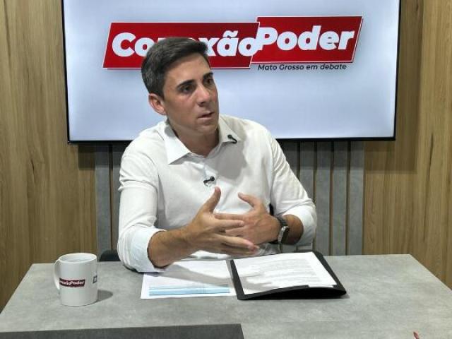 Alan Porto quer modernizar carreira dos profissionais da Educação de MT